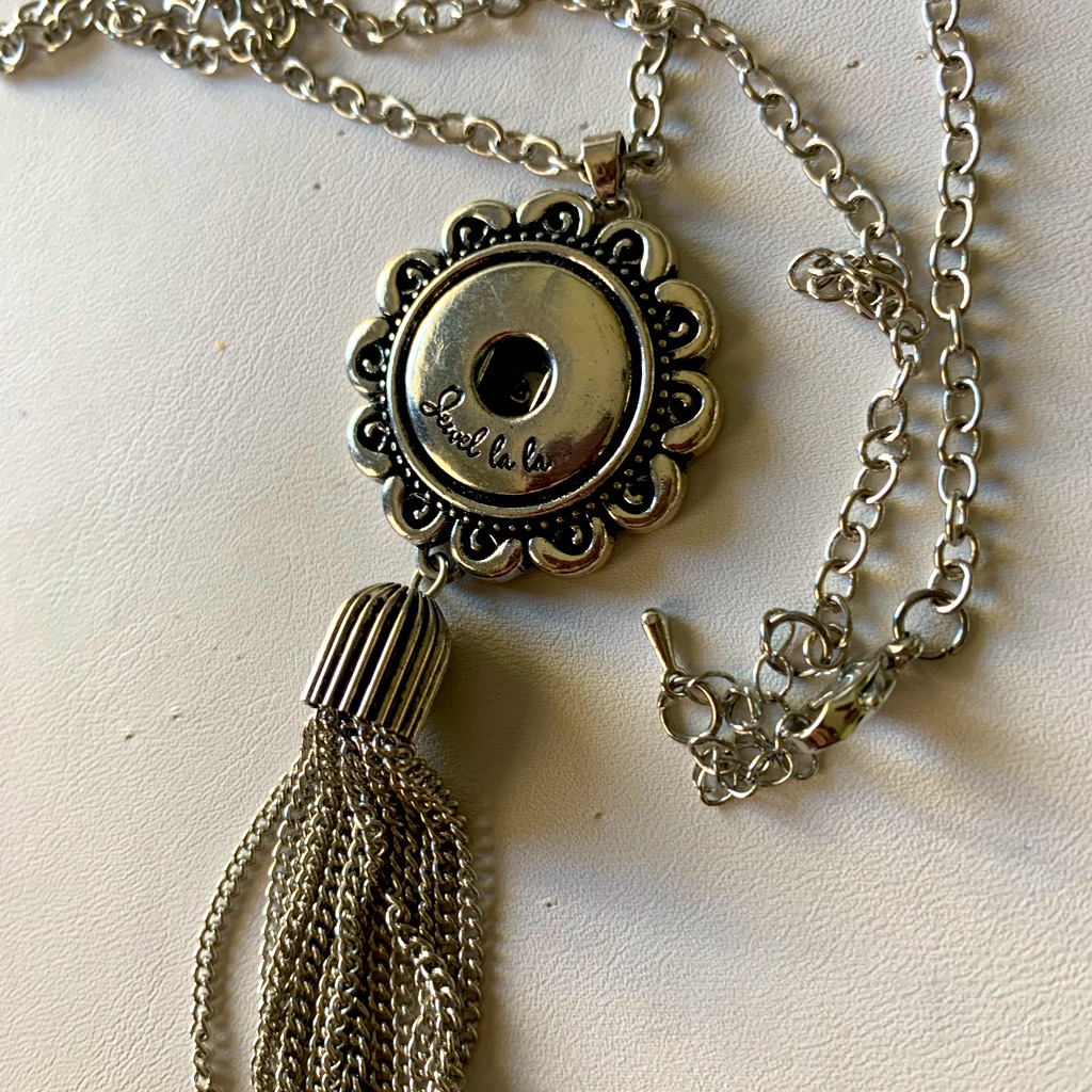 Ganz Jewel Lala Snap Jewelry Necklace With Tassel